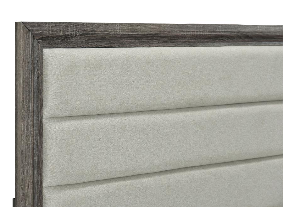 Wright 4 or 5-piece Queen or King Bedroom Set Brown Oak